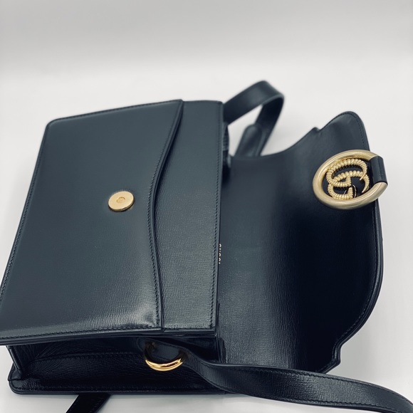 GUCCI CALFSKIN GG RING SHOULDER BAG - Picture 4 of 13